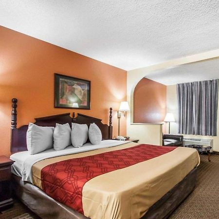 Econo Lodge Inn & Suites I-20, Exit 73 Tuscaloosa Buitenkant foto