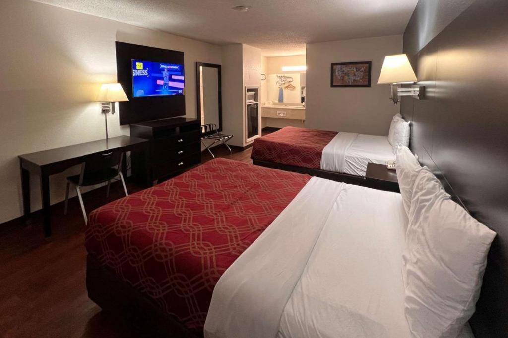 Econo Lodge Inn & Suites I-20, Exit 73 Tuscaloosa Buitenkant foto