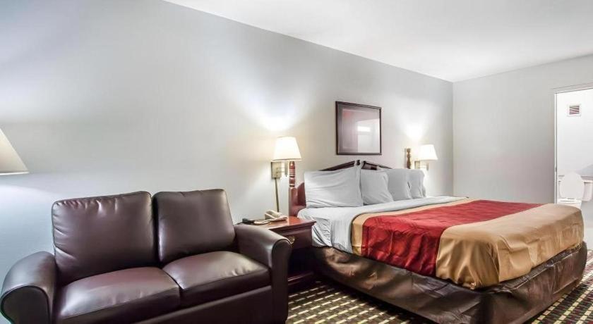 Econo Lodge Inn & Suites I-20, Exit 73 Tuscaloosa Buitenkant foto