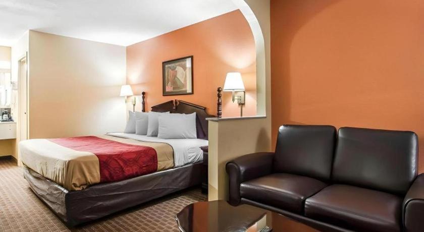 Econo Lodge Inn & Suites I-20, Exit 73 Tuscaloosa Buitenkant foto