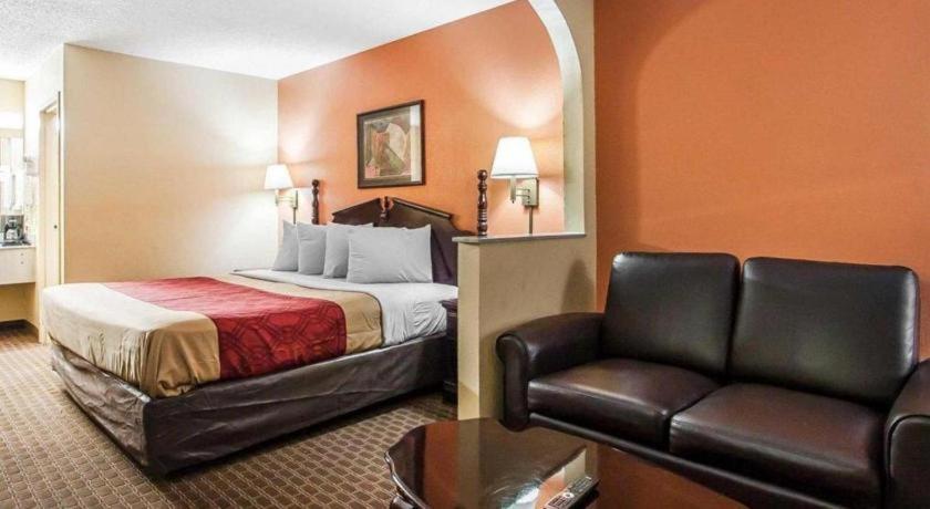 Econo Lodge Inn & Suites I-20, Exit 73 Tuscaloosa Buitenkant foto